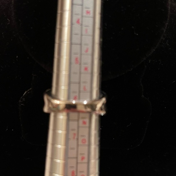 Suzy Levian 18K / Sterling Silver 2.02 CWTw Saphire Buckle Ring w Diamond accent - Picture 10 of 13